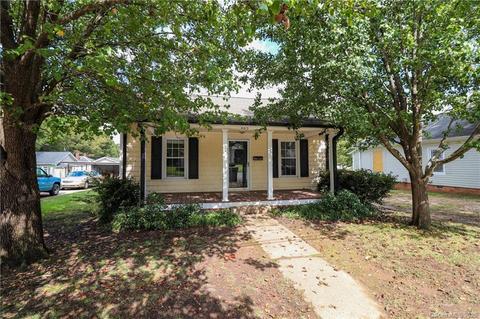 405 E 10th St, Kannapolis, NC 28081 photo 1