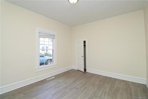 405 E 10th St, Kannapolis, NC 28081 photo 9
