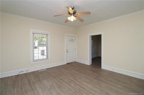 405 E 10th St, Kannapolis, NC 28081 photo 7