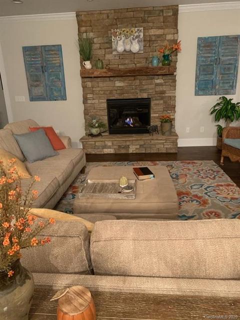 378 Squirrel Ln, Clover, SC 29710 photo 8
