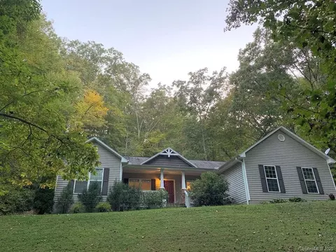 293 Capuchin Dr, Sylva, NC 28779 photo 3
