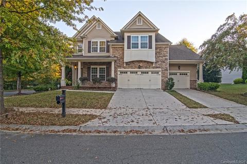 8401 Soaring Eagle Ln, Waxhaw, NC 28173 photo 1