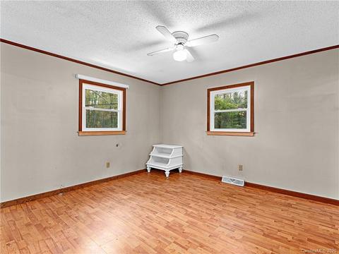 155 Dillow Ln, Brevard, NC 28712 photo 6