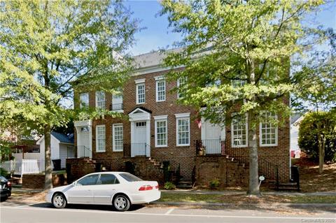 454 Davidson Gateway Dr, Davidson, NC 28036 photo 1