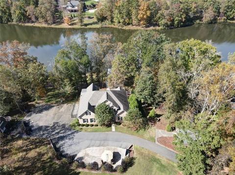 1126 Stable Rd, Concord, NC 28025 photo 1