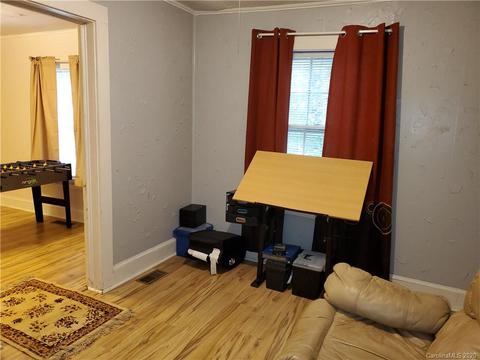 113 Conley St, Morganton, NC 28655 photo 4