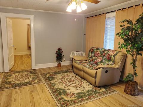 113 Conley St, Morganton, NC 28655 photo 3