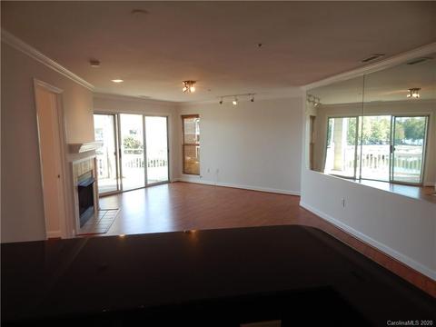 1117 Torrence Cir, Davidson, NC 28036 photo 6