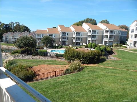 1117 Torrence Cir, Davidson, NC 28036 photo 2