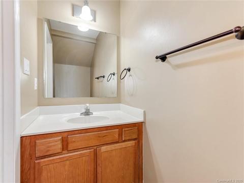 5065 Grain Ct, Conover, NC 28613 photo 12