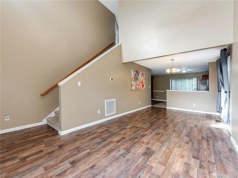 5065 Grain Ct, Conover, NC 28613 photo 6