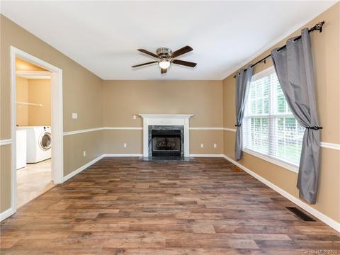 5065 Grain Ct, Conover, NC 28613 photo 10
