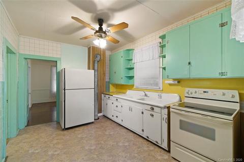 115 View St, Morganton, NC 28655 photo 9