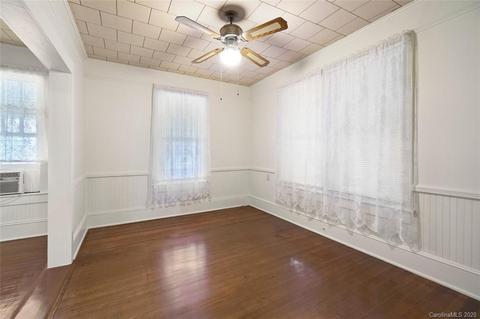 115 View St, Morganton, NC 28655 photo 4
