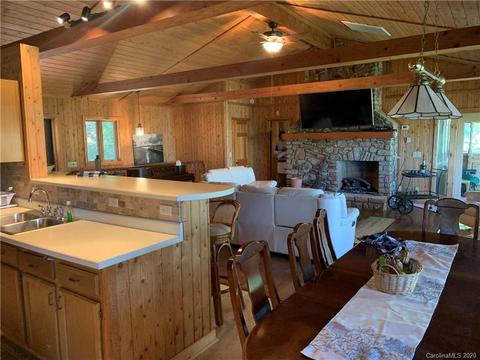 128 Windy Knob Trl, Seven Devils, NC 28604 photo 10