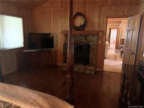 128 Windy Knob Trl, Seven Devils, NC 28604 photo 29