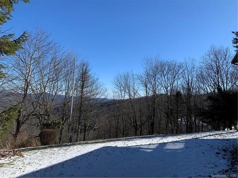 128 Windy Knob Trl, Seven Devils, NC 28604 photo 5