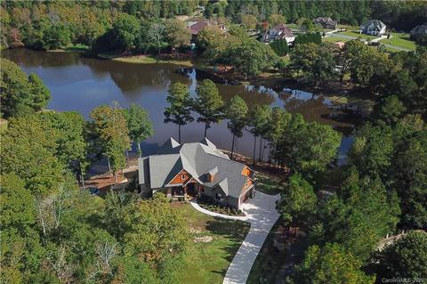 4069 Flagstone Dr, Lancaster, SC 29720 photo 3