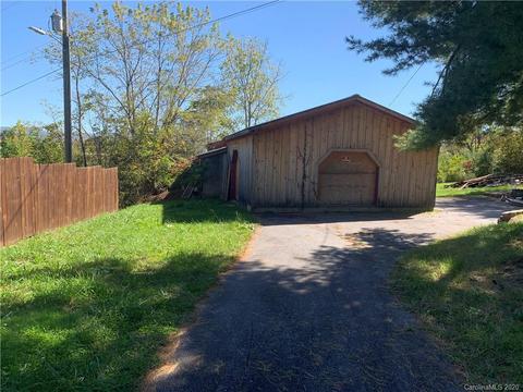 49 Trantham Rd, Canton, NC 28716 photo 4