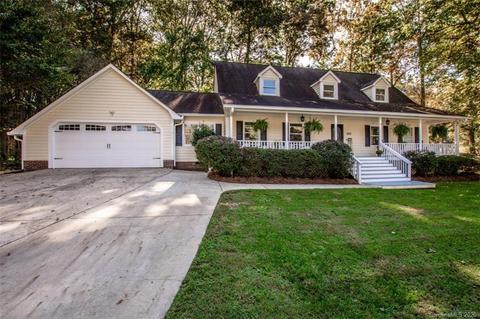 7852 Golf Course Dr, Denver, NC 28037 photo 2