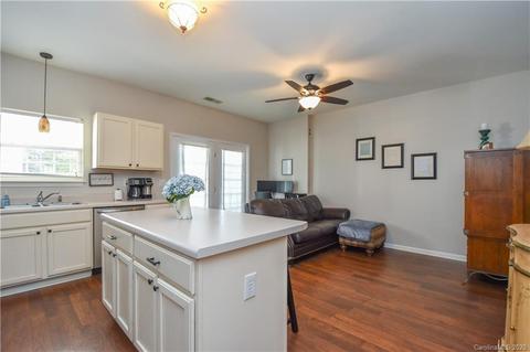 17816 Delmas Dr, Cornelius, NC 28031 photo 9