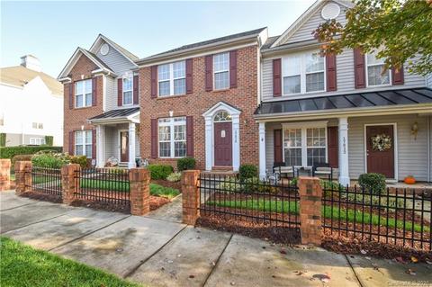 17816 Delmas Dr, Cornelius, NC 28031 photo 2