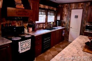 261 Arnold Hl, Sylva, NC 28779 photo 6
