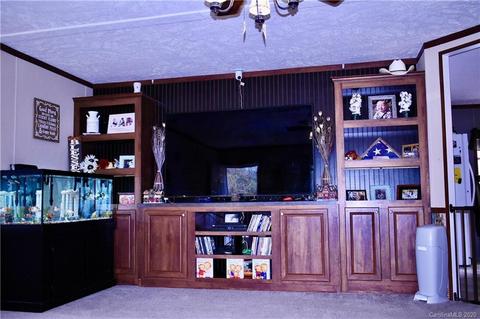 261 Arnold Hl, Sylva, NC 28779 photo 4