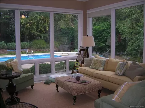 18504 Square Sail Rd, Cornelius, NC 28031 photo 2