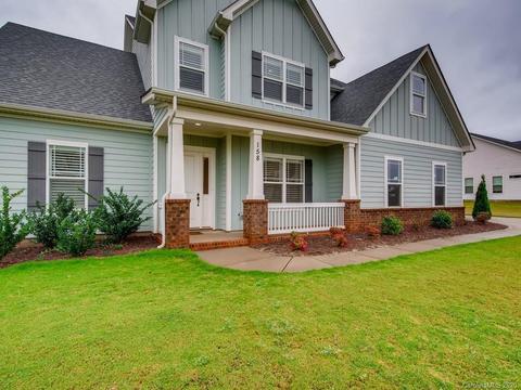 158 Riverstone Dr, Davidson, NC 28036 photo 2