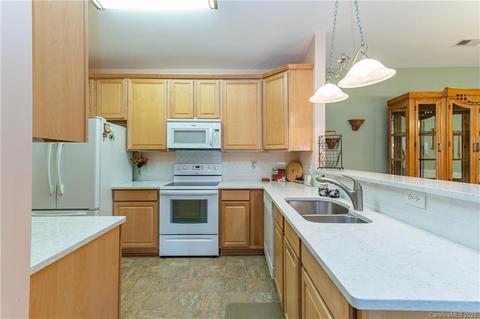 16718 Amberside Rd, Cornelius, NC 28031 photo 6