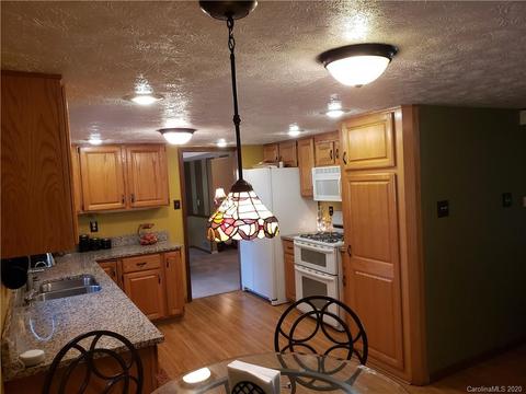 2 Crestbrook Dr, Arden, NC 28704 photo 13