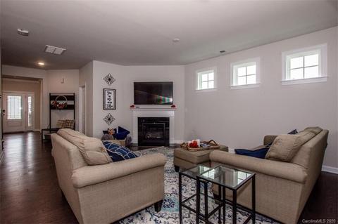 15520 Queens Trail Dr, Davidson, NC 28036 photo 12