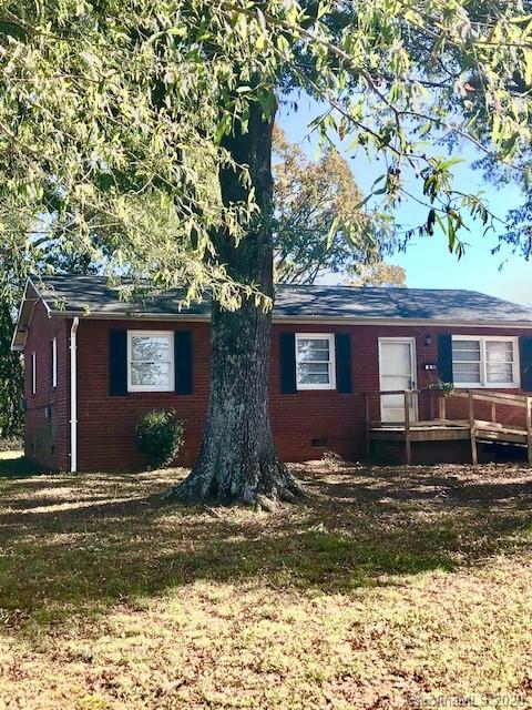 940 32nd St NE, Conover, NC 28613 photo 1