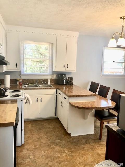 940 32nd St NE, Conover, NC 28613 photo 5