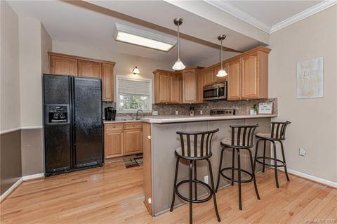 9104 Pitcairn Dr, Tega Cay, SC 29708 photo 7