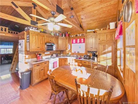 937 Chief Thomas Rd, Harmony, NC 28634 photo 7