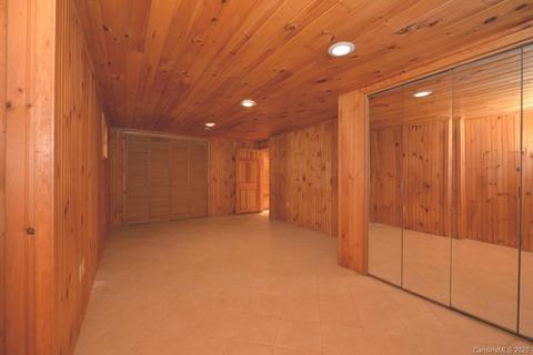 597 Savannah Dr, Sylva, NC 28779 photo 12