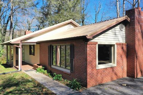597 Savannah Dr, Sylva, NC 28779 photo 1