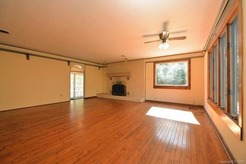 597 Savannah Dr, Sylva, NC 28779 photo 19