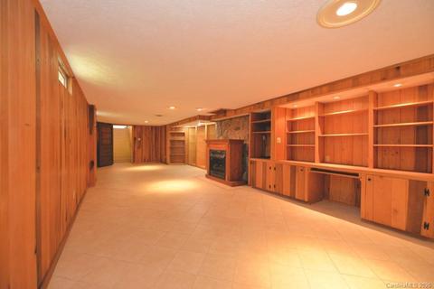 597 Savannah Dr, Sylva, NC 28779 photo 2