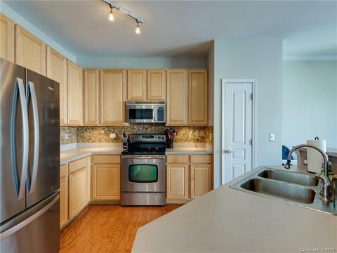 630 Brickdust Ct, Fort Mill, SC 29708 photo 9