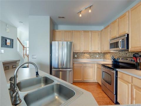 630 Brickdust Ct, Fort Mill, SC 29708 photo 8