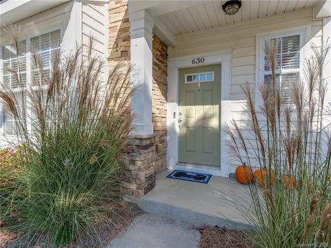 630 Brickdust Ct, Fort Mill, SC 29708 photo 2