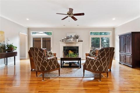 326 41st Avenue Pl NW, Hickory, NC 28601 photo 8