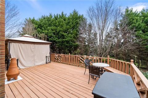 326 41st Avenue Pl NW, Hickory, NC 28601 photo 39