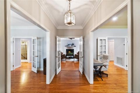 326 41st Avenue Pl NW, Hickory, NC 28601 photo 4