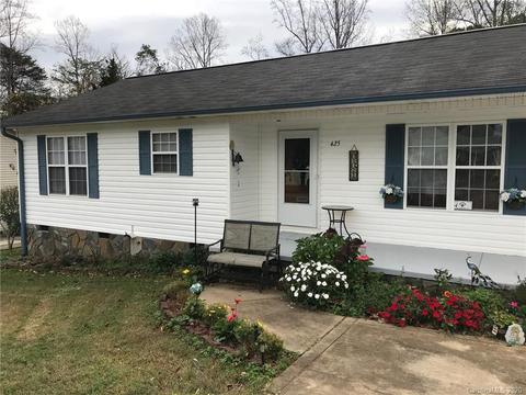 425 Forest Dr, Maiden, NC 28650 photo 1