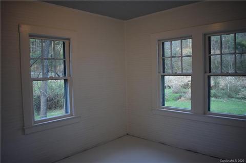 1065 Upper White Oak Rd, Marshall, NC 28753 photo 12
