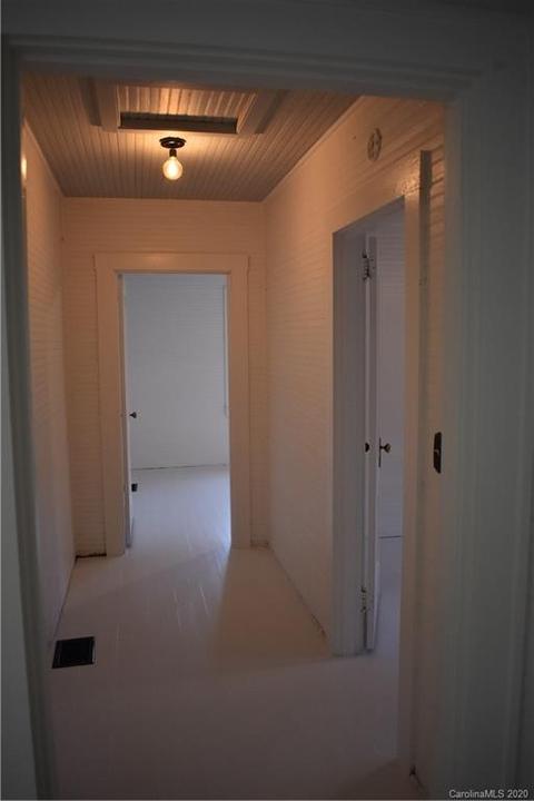 1065 Upper White Oak Rd, Marshall, NC 28753 photo 14